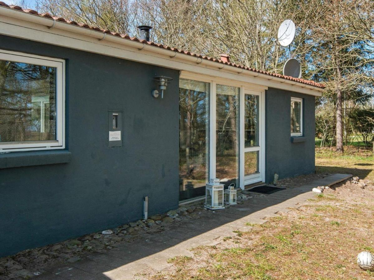 8 Person Holiday Home In Rsted Kare Exteriér fotografie